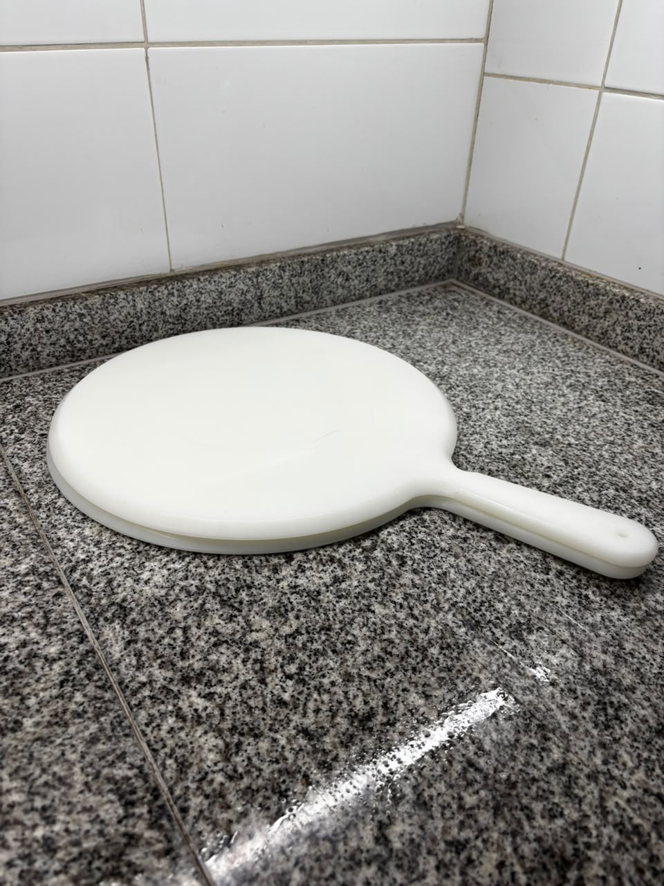 Tabla de Picar Redonda con Mango